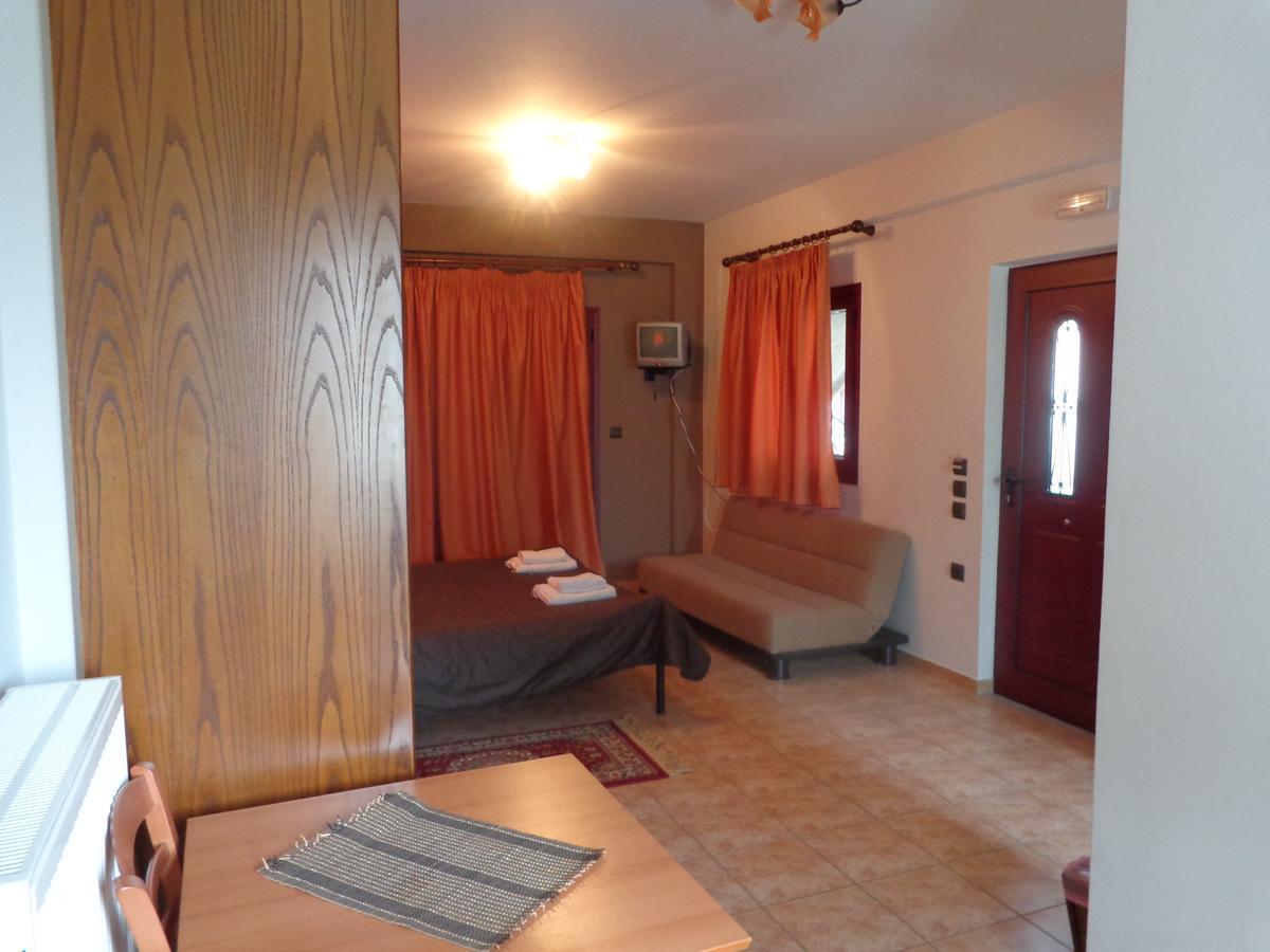 Alonaki Guesthouse Platanos  Luaran gambar